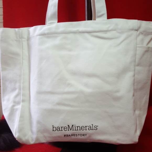 BareMinerals "what makes you feel beautiful tote" - Picture 5 of 6